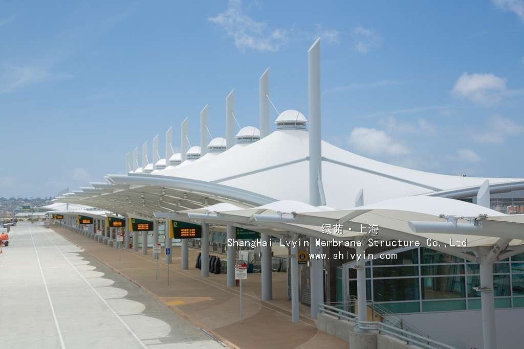 机场航站楼站台膜结构