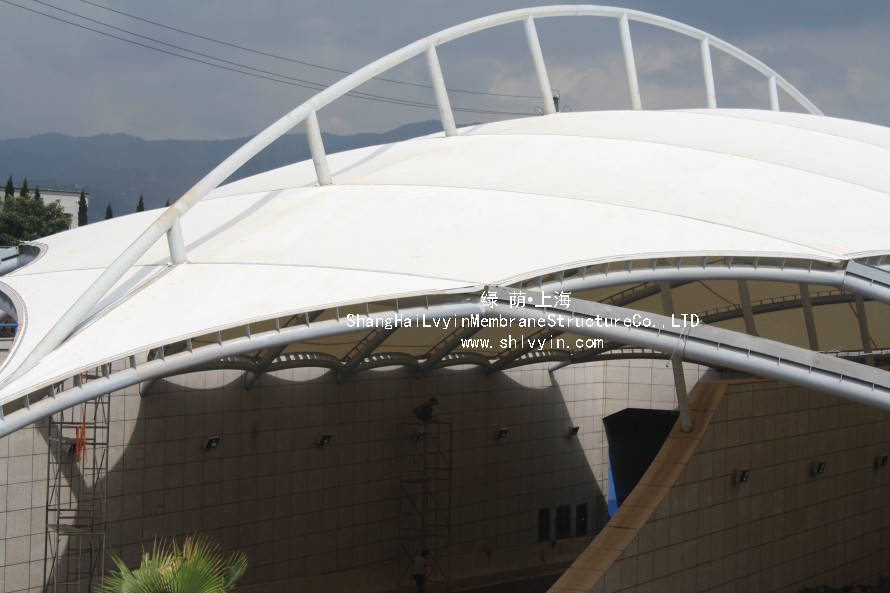 国防科技大学三号院篮球场风雨棚膜结构（一））